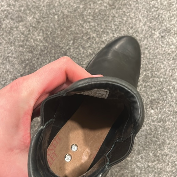 Sorel boots - Picture 5 of 6